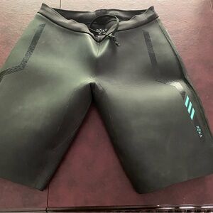 ROKA Women's Black Buoyancy Shorts size XL